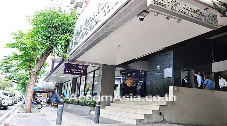  Office space For Rent in Silom, Bangkok  near BTS Sala Daeng (AA12612)